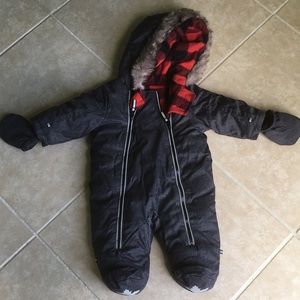 Canadiana hooded snow suit 0-3m